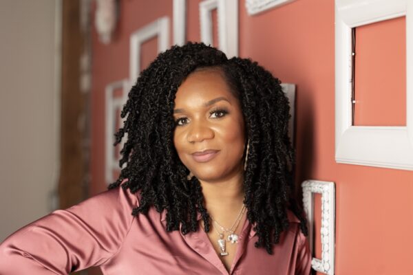 Tavonia Evans Headshot - 2022